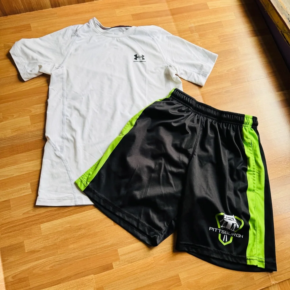 Under armour/pittsburgh short outfit YLG